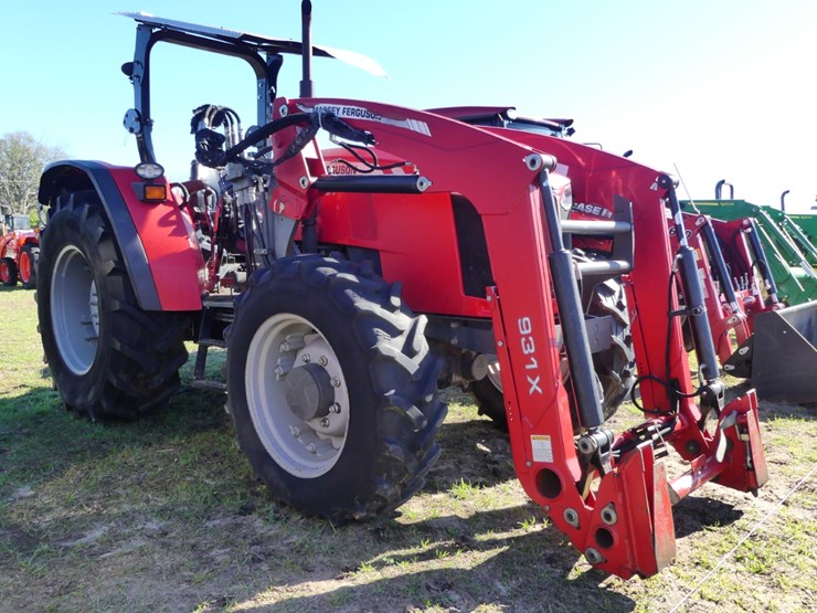 massey-ferguson-4707-image-2