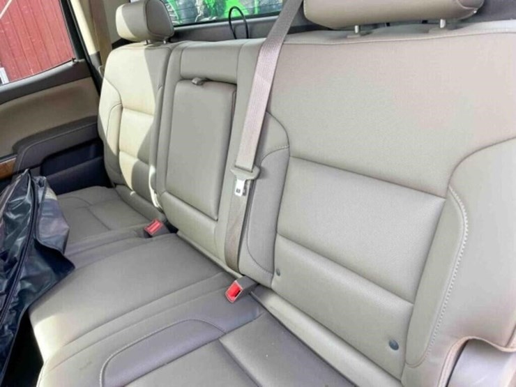 2016-gmc-2500-image-25