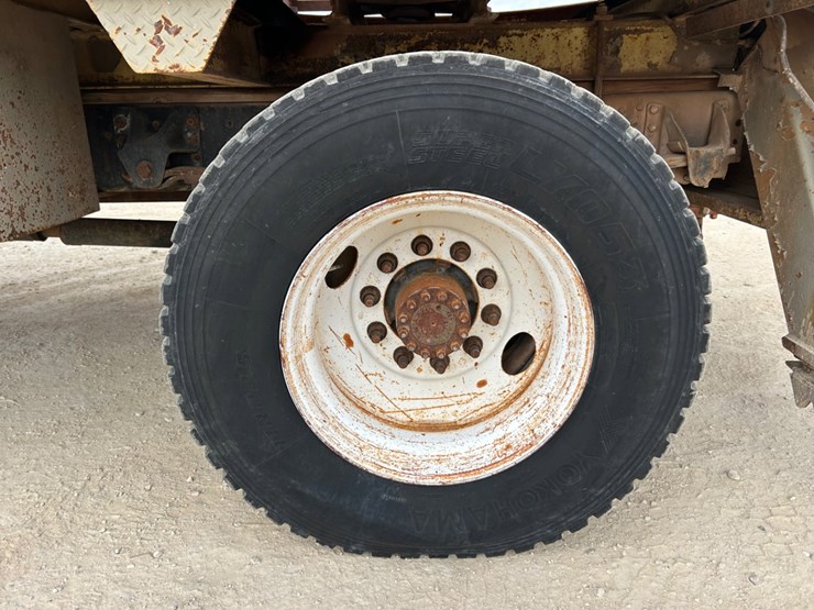 2000-caterpillar-3126-image-14