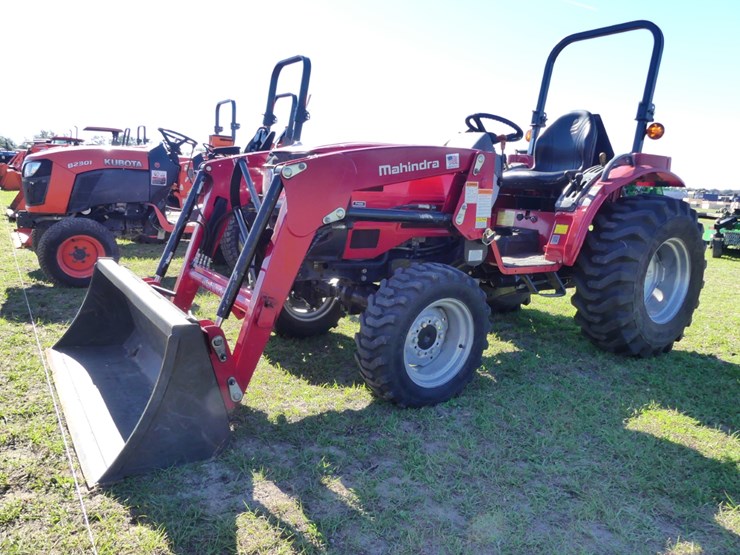 2017-mahindra-1526-image-2