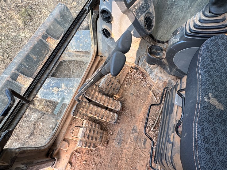 #2943-•-case-cx145sr-excavator-image-60