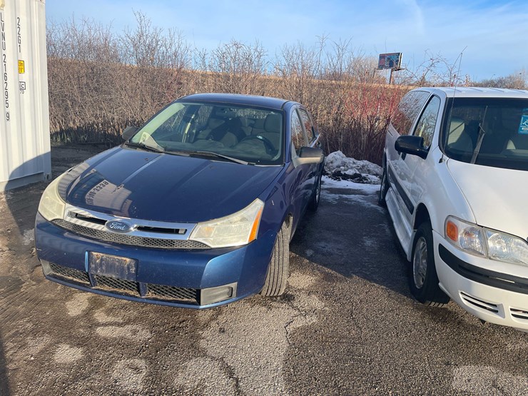 #1991-•-2009-blue-ford-focus-(has-wi-title)-(of)-image-1