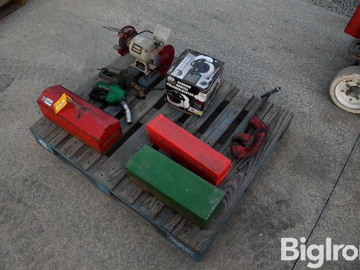 pallet-of-farm-support-image-1