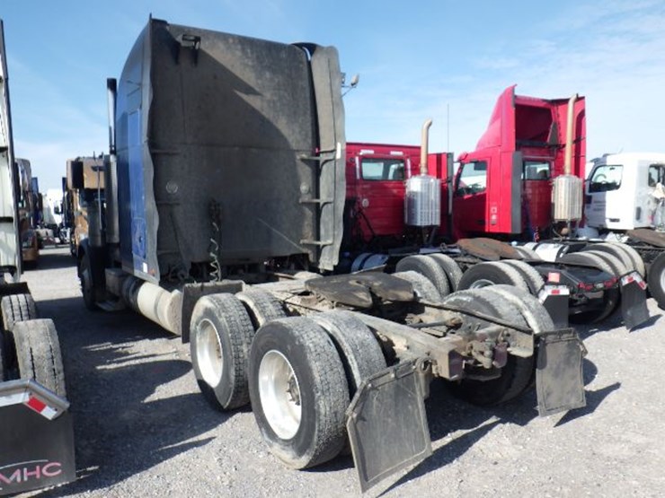 caterpillar-c15-image-14