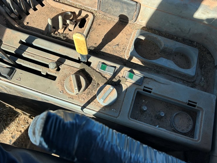 case-ih-7110-image-28