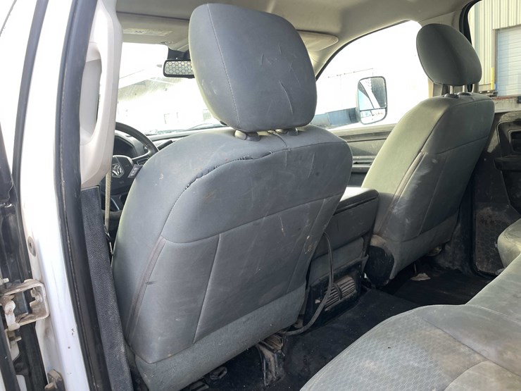 2016-ram-2500-tradesman-image-82