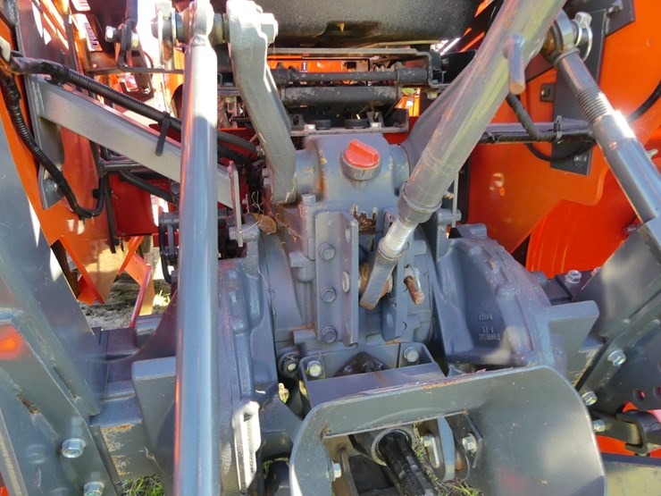 2021-kubota-mx5400-image-6