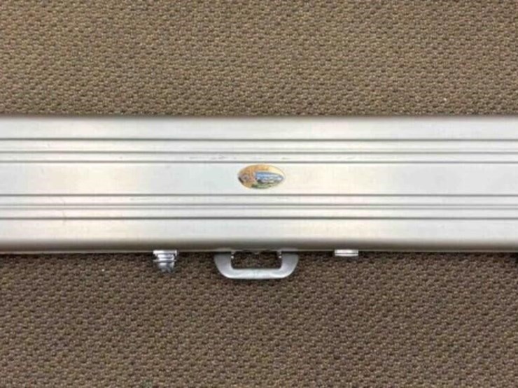 weatherby-mark-v---rifle---1-of-1000-image-15