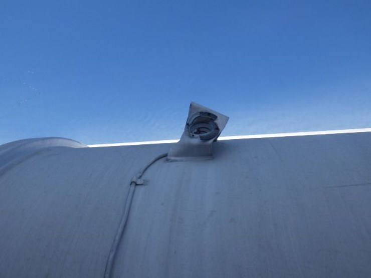 1965-fruehauf-tanker-image-12