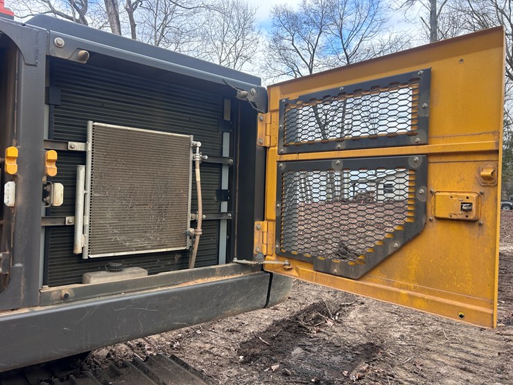 2022-volvo-ec220el-image-22