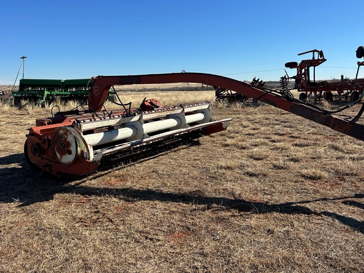 hesston-1014-image-10