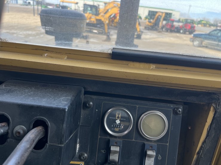 caterpillar-d5c-image-6