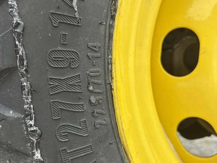 john-deere-gator-xuv-835m-image-18