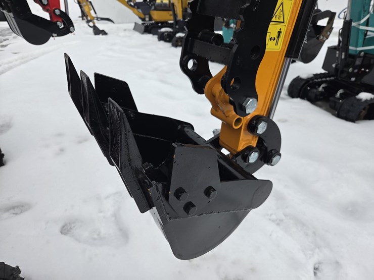 #2189-•-unused-future-ft15-mini-excavator-image-10