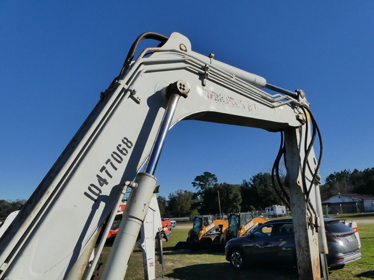 takeuchi-tb290-image-5