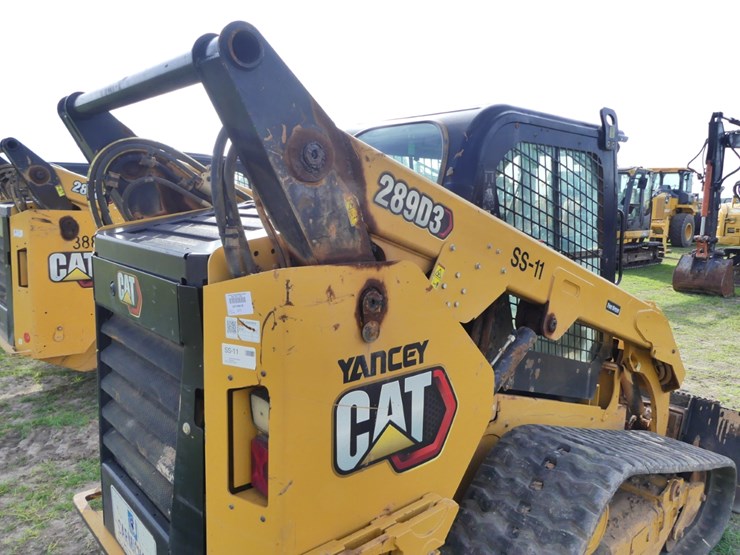 2022-caterpillar-289d3-image-7