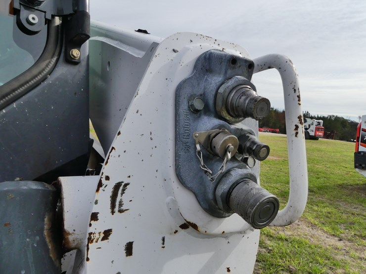 2016-bobcat-t650-image-14