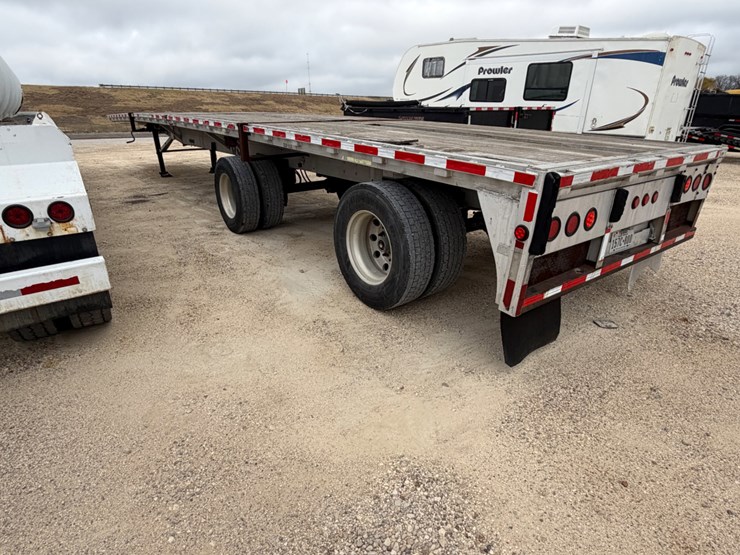 2000-reitnouer-aluminum-flatbed-image-6