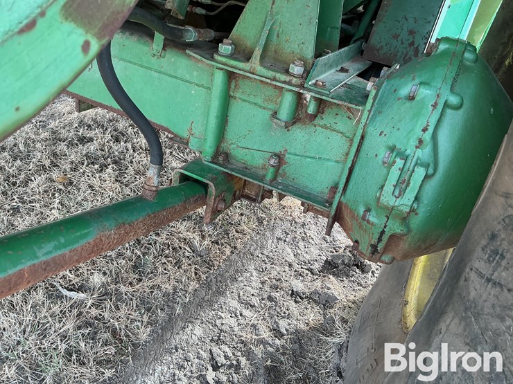 1977-john-deere-7700-image-16