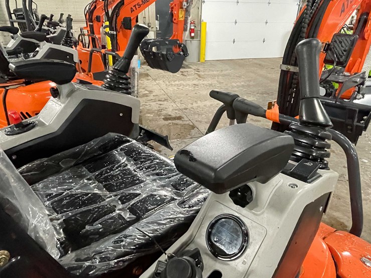 #4036-•-2025-unused-me18-mini-excavator-(o9)-image-19