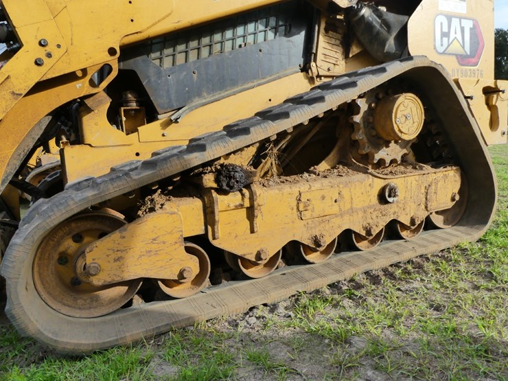 2021-caterpillar-299d3-image-8