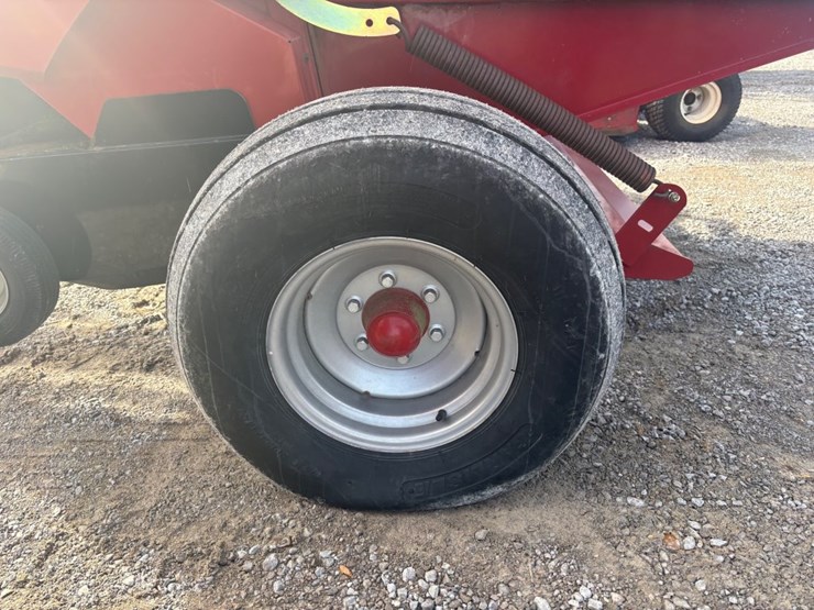 #30713-•-2016-case-rb455a-round-baler-image-6