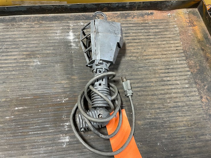 #2049-•-misc.-auto-items-(pr18)-image-7