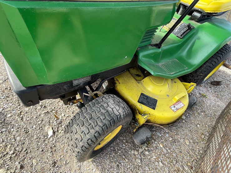 john-deere-165-image-15