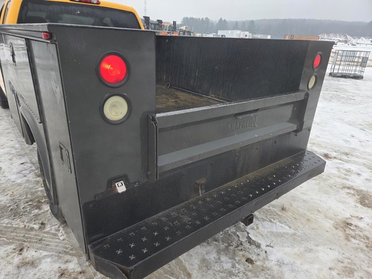 2008-chevrolet-2500-image-21