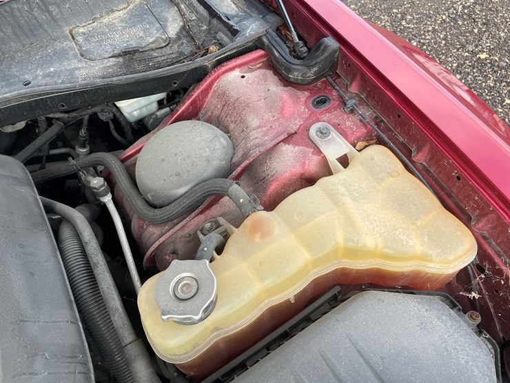 #1024-•-2012-chrysler-300-awd-sedan-(has-paperwork-to-obtain-title)-image-25