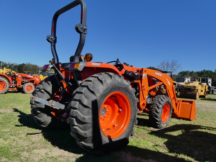 2015-kubota-l4701-image-4