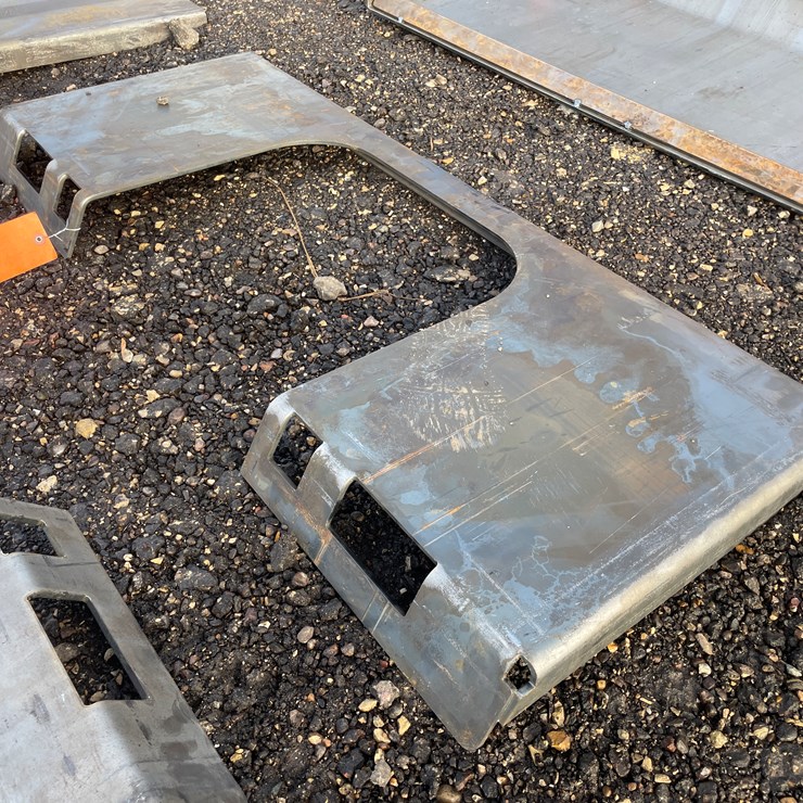 #1184 • Unused, Skidsteer Open Center Weldable Quick Attach Plate