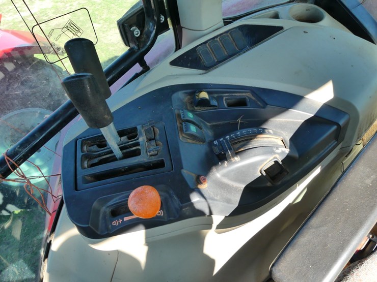 massey-ferguson-4710-image-13