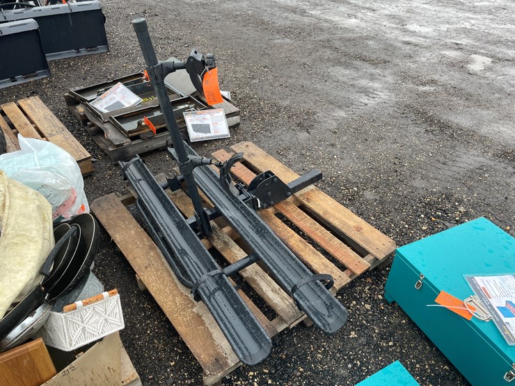 #1192-•-2-bike-hitch-carrier-image-3