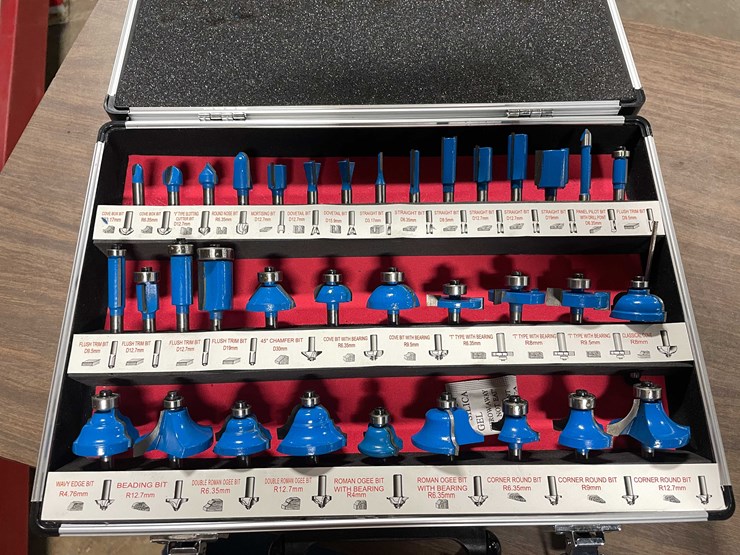 #2054-•-(35)-piece-router-bit-set-(cw)-image-2