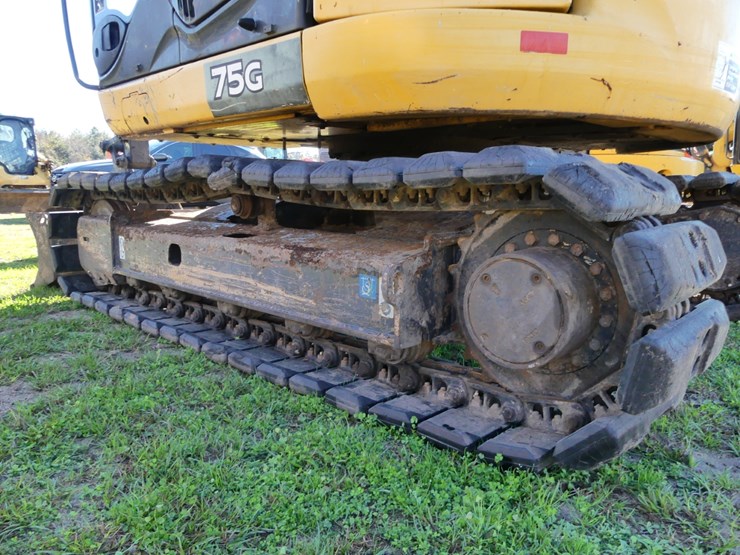 2013-deere-75g-image-5