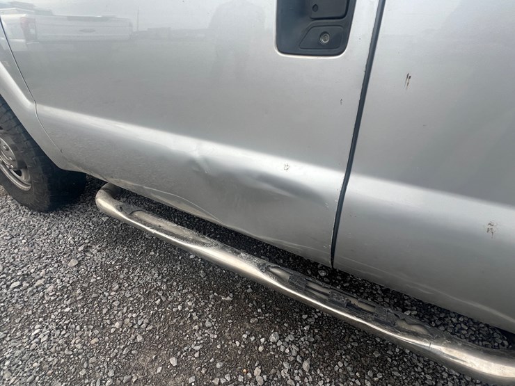 2015-ford-f350-xl-image-21