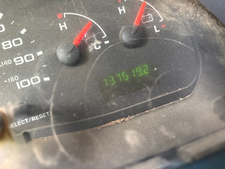 #1117-•-2005-ford-econoline-w/-15'-abc-van-body-image-18