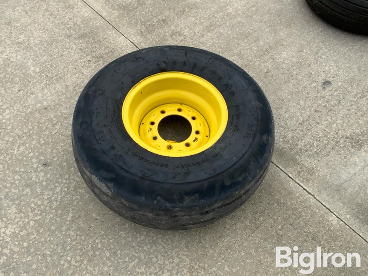 goodyear-12.5l-15-tire-on-a-8-bolt-rim-image-7