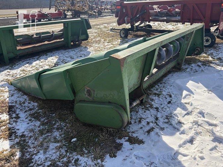 john-deere-444-image-3