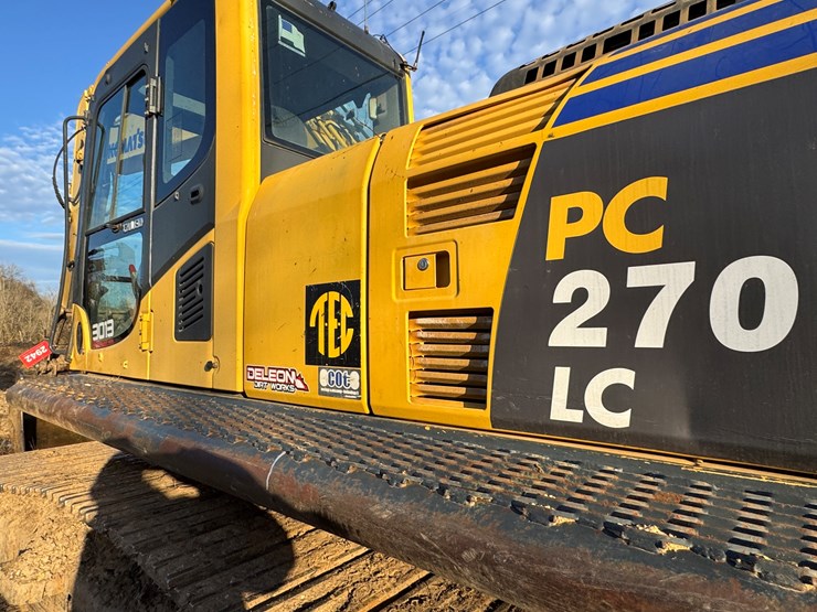 komatsu-pc270-lc-8-image-34