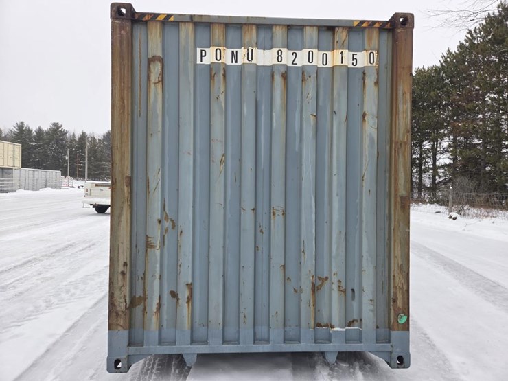 #5002-•-40'-shipping-container-image-4