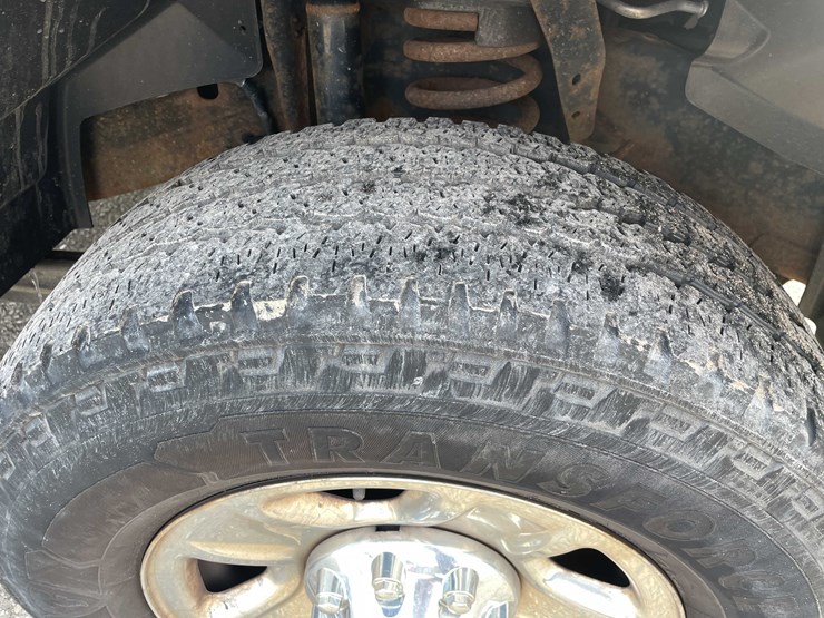 2016-ram-2500-tradesman-image-11