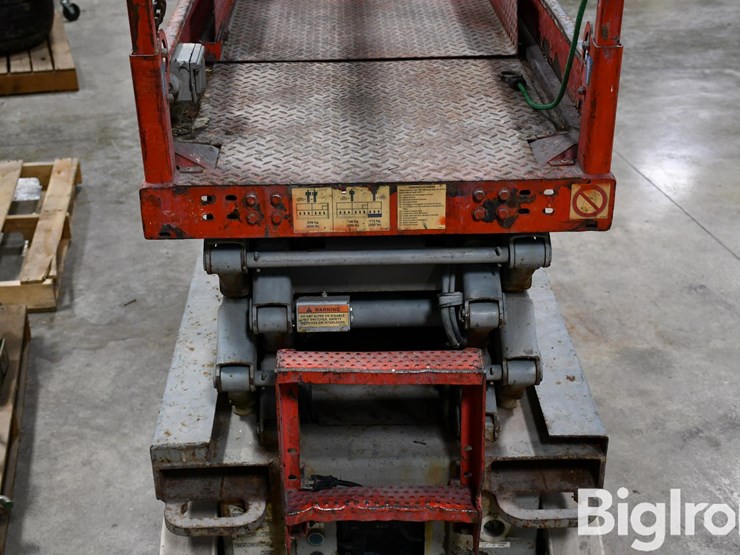 2006-skyjack-sjii-3219-scissor-lift-image-18