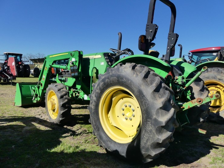 john-deere-5075e-image-4