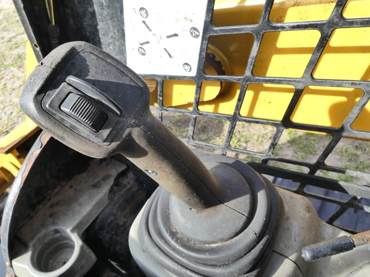 2019-caterpillar-259d-image-14