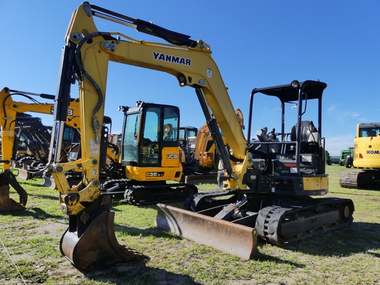 2016-yanmar-vio45-image-1