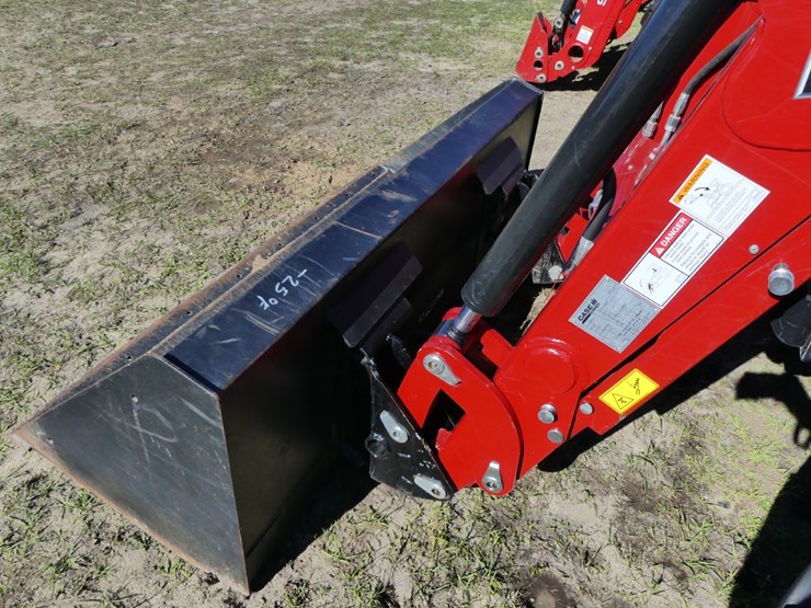 2024-case-ih-farmall-75a-image-10