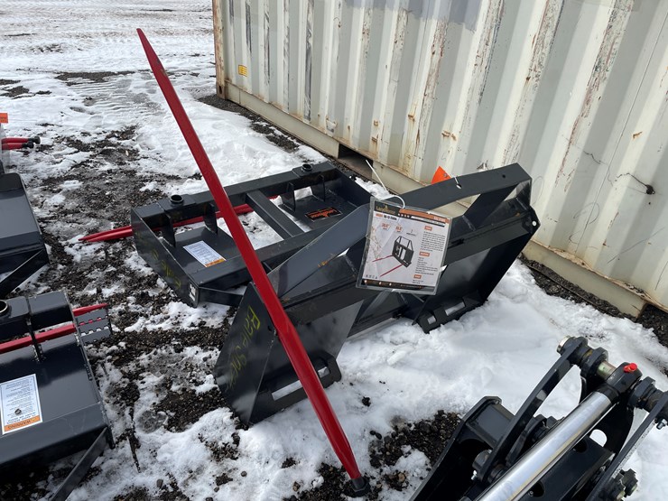 #1451-•-unused,-landhonor-skidsteer-bale-spear-image-3