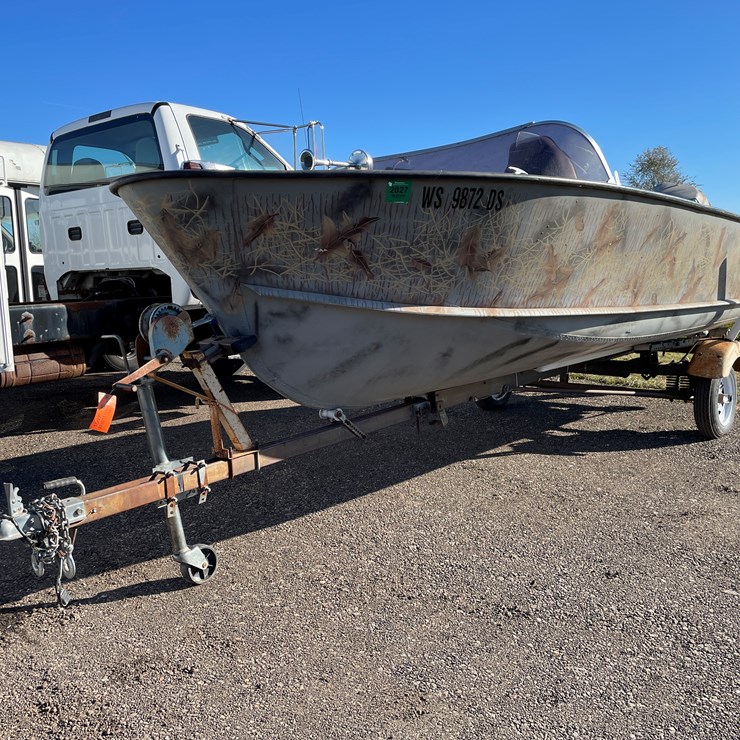 #1300 • 1953 Crestliner V4TL Aluminum Fishing Boat with Trailer (Has WI Title)